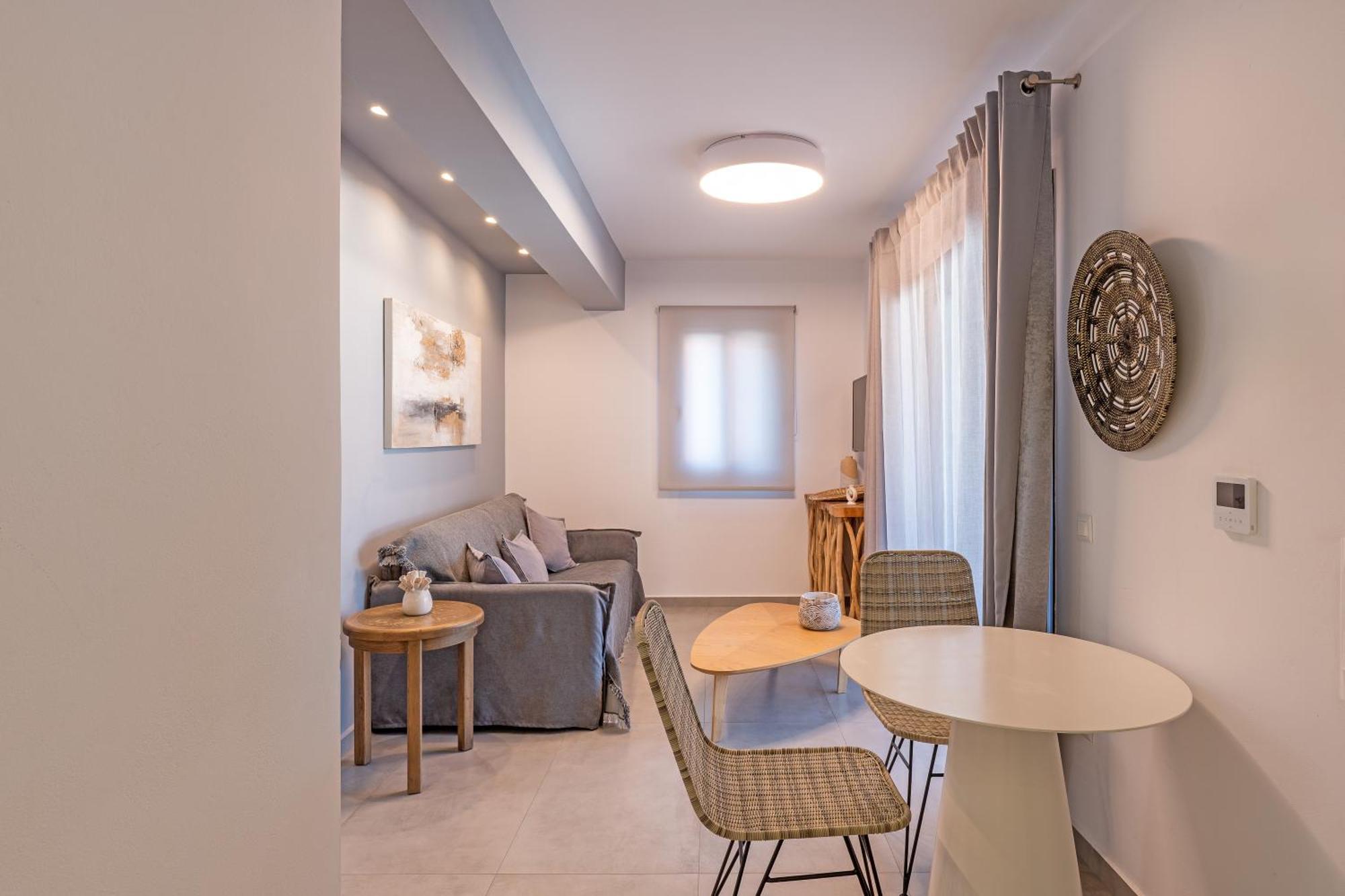 Brand New Flat Near De Bosset Bridge, Argostoliアパートメント エクステリア 写真